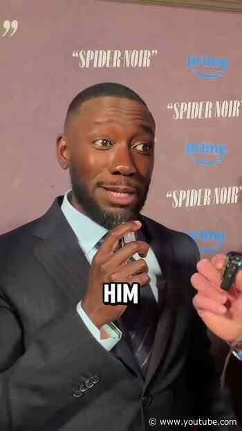 Chatting with the great #lamornemorris! #spidernoir