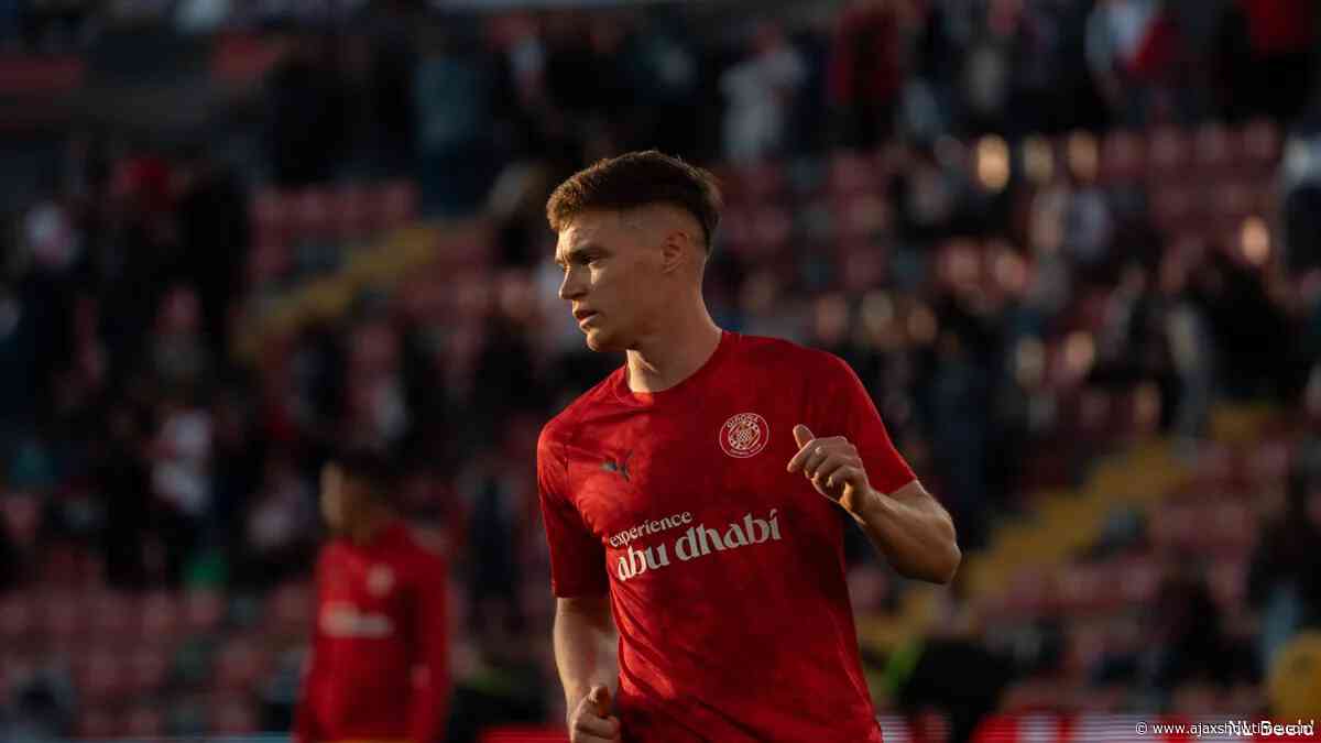 Geruchtenmolen: 'Ajax-trainer Míchel voerde donderdag belangrijk gesprek met Tsygankov'