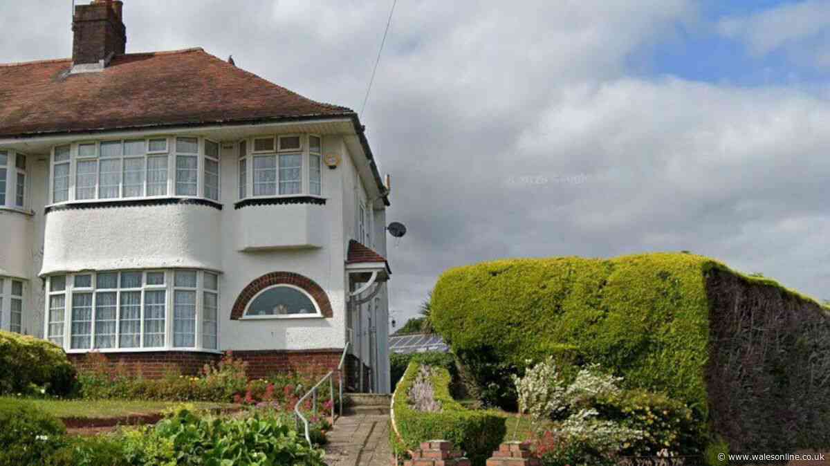 Newport homeowner's extension angers neighbour