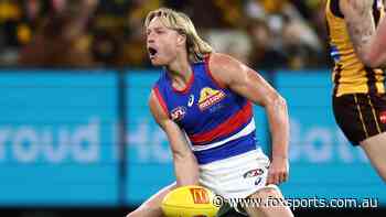 Luckless star’s 637-day wait over... but ‘Dogs are nowhere’ as slick Hawks stun — LIVE