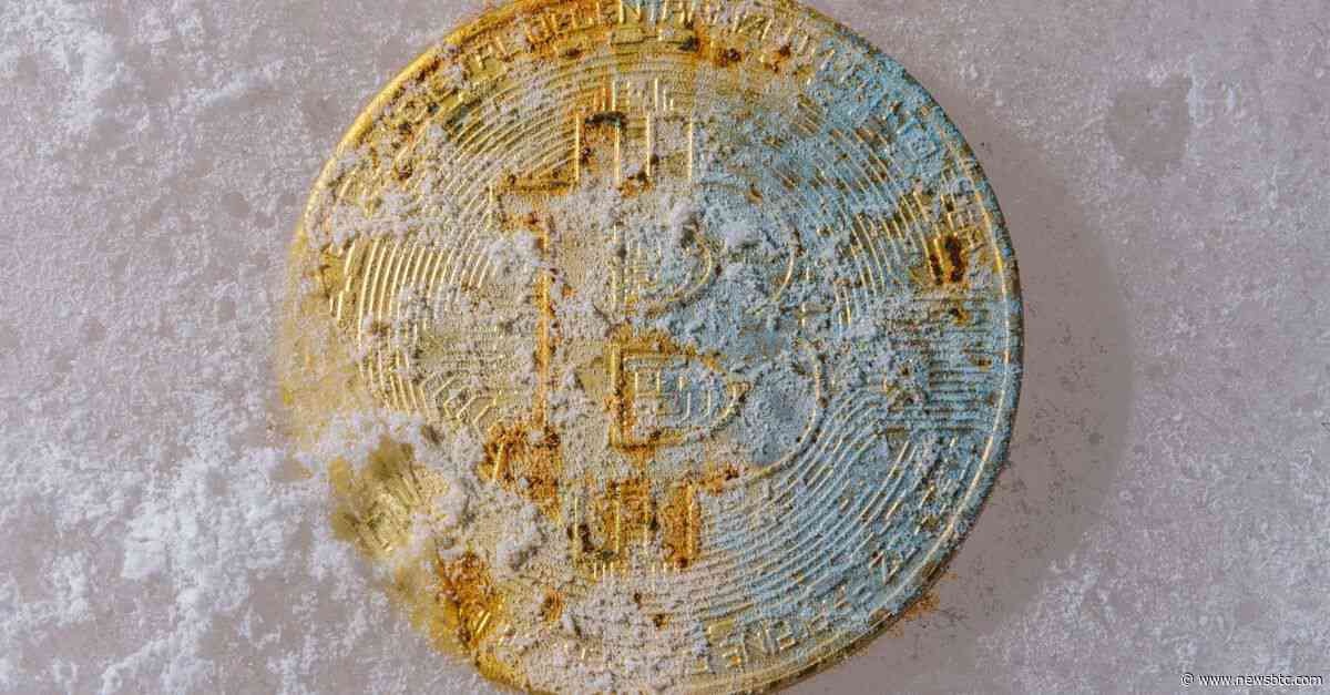 Bitcoin Faces Pressure As Investors Rotate Capital Into AI Buildout: Saylor
