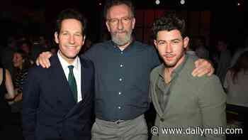 Hollywood A-listers Paul Rudd and Nick Jonas had great craic here shooting John Carney's latest film... but they discovered that a famous old Irish tradition we've always been proud of is dying out - and fast!