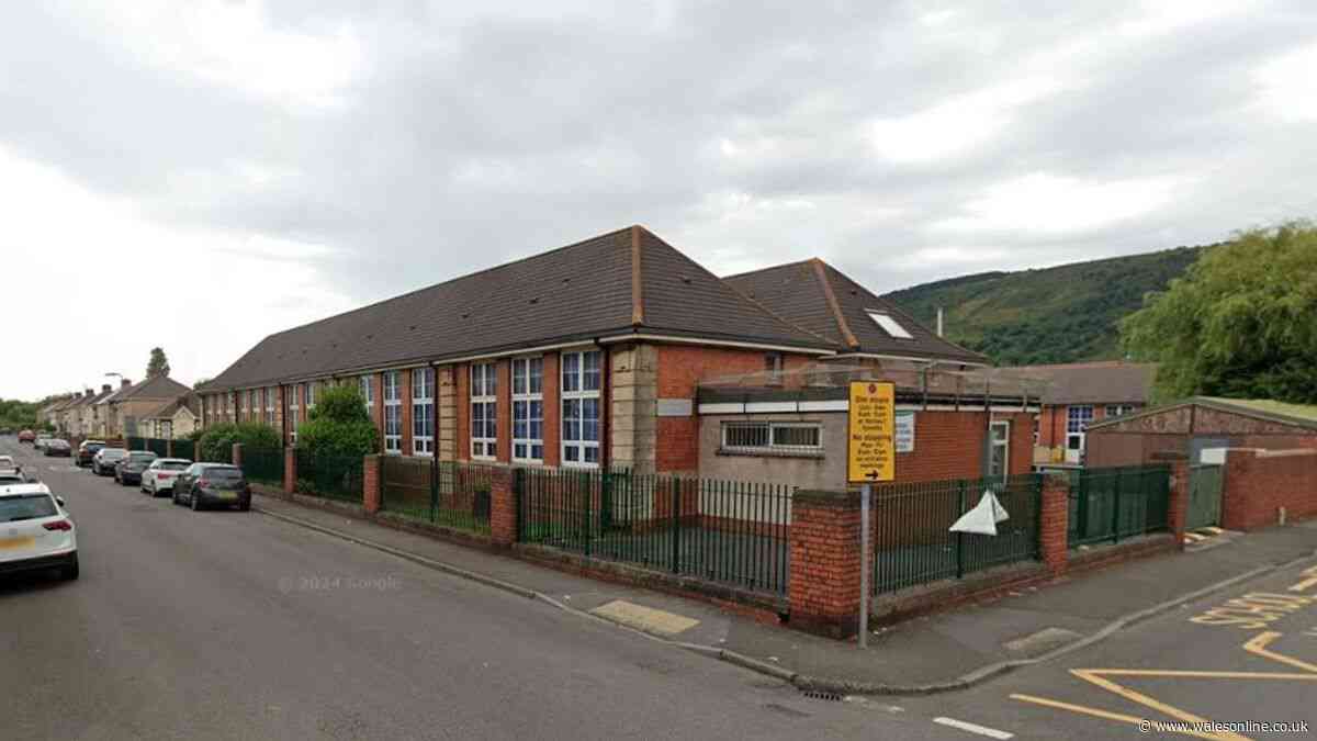 Police called to pupil fight involving knife at Welsh primary school