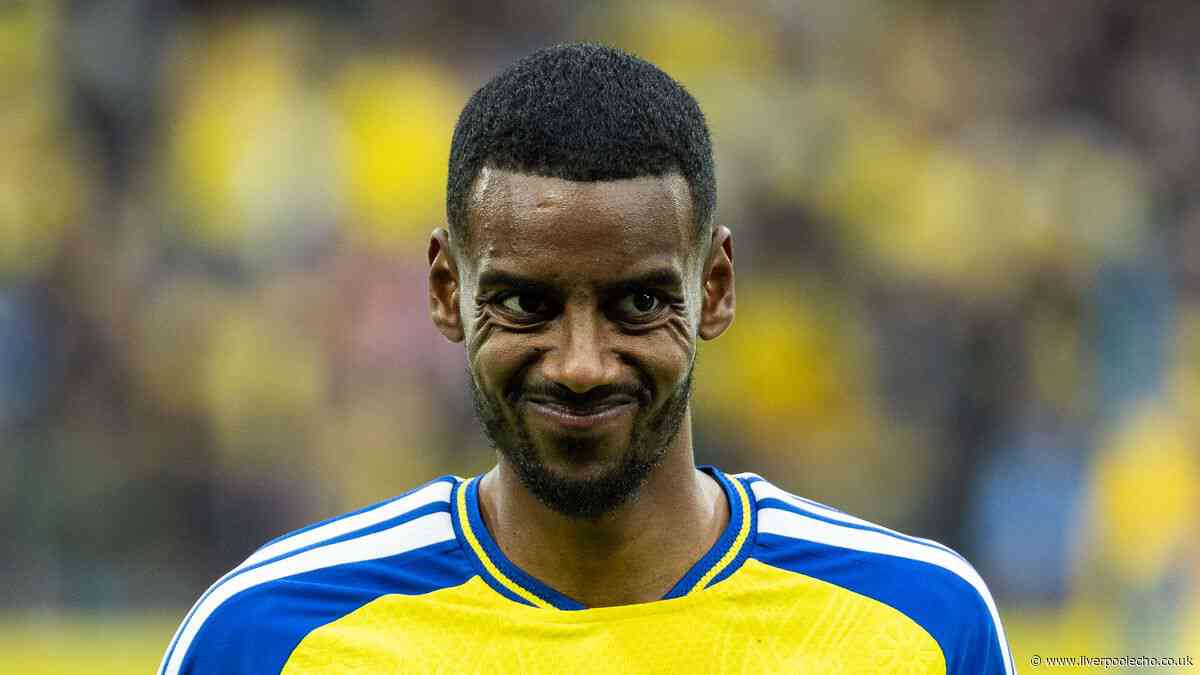Alexander Isak 'doesn't change' as lid lifted on main problem for Liverpool striker