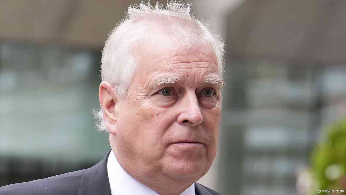 Roter Fleck gibt Rätsel auf: Was ist mit dem Gesicht von Ex-Prinz Andrew passiert?