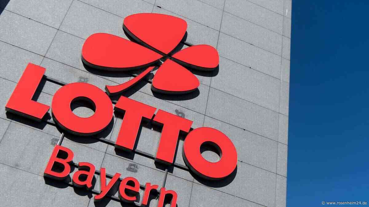 Millionen-Gewinn in Bayern: Glückspilz knackt ganz alleine den Lotto-Jackpot