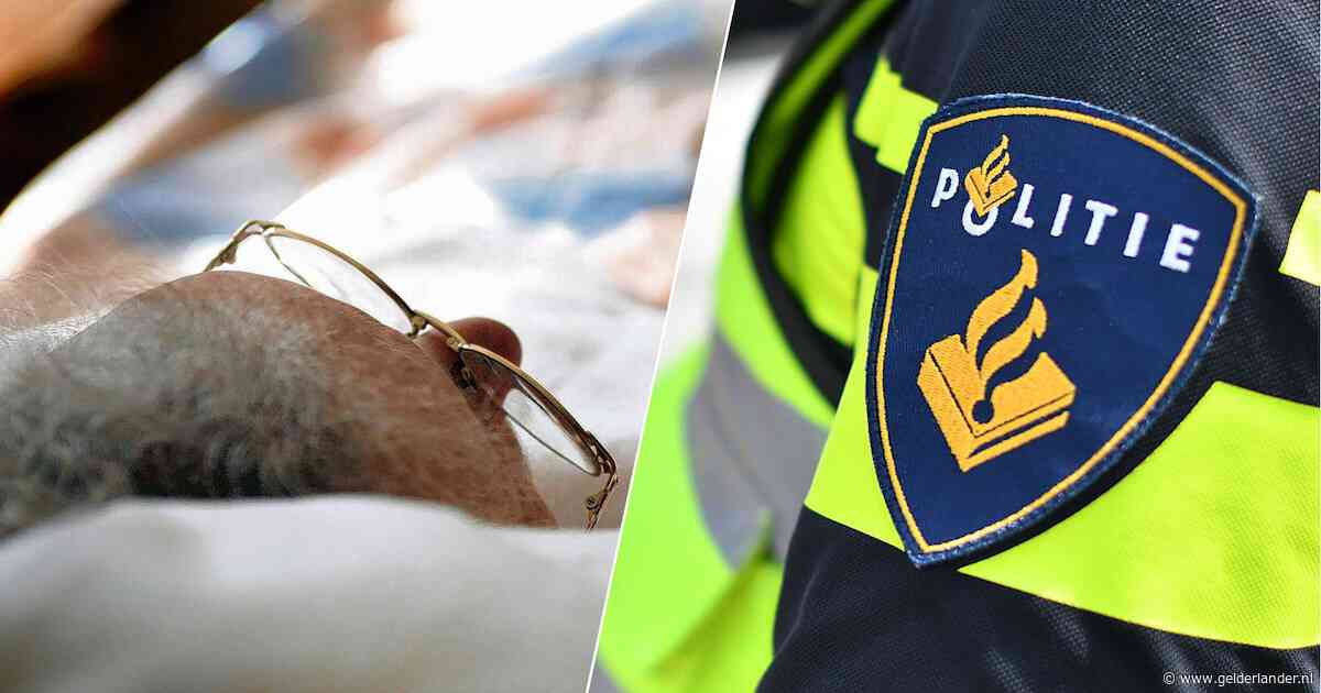 Buren maken zich zorgen om vrouw, wat agent aantreft raakt hem: ‘Ze kwam al jaren haar bed niet meer uit’