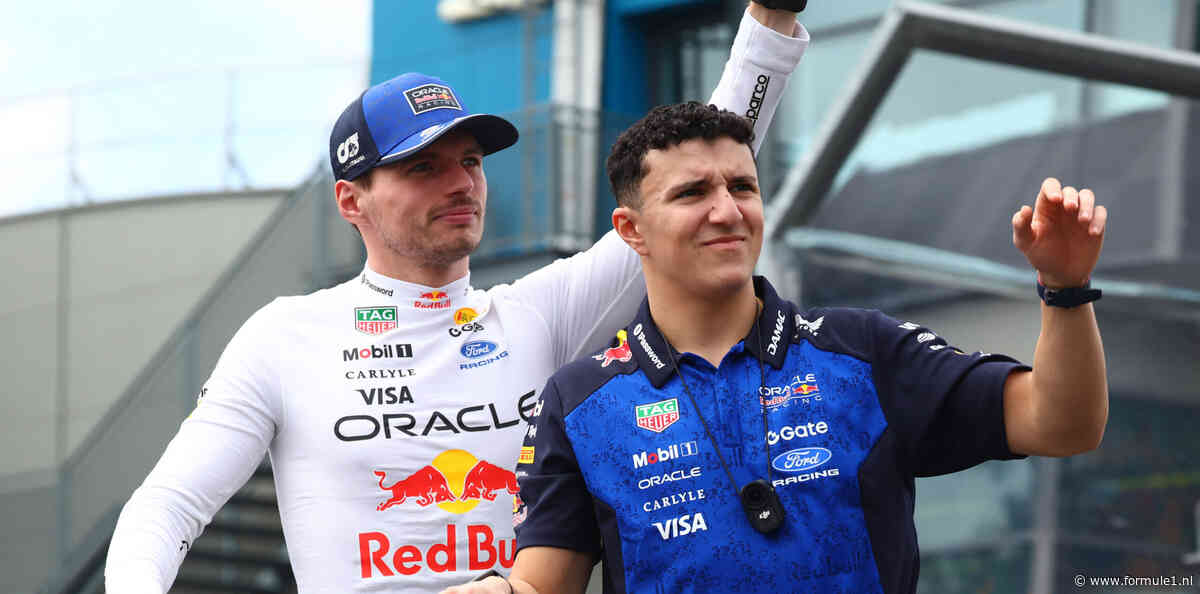 Isack Hadjar maakt balans op: ‘Maak onnodige fouten, maar zit dicht bij Verstappen’