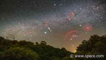 Meteor streaks across the sky above big observatory | Space photo of the day for June 5, 2026