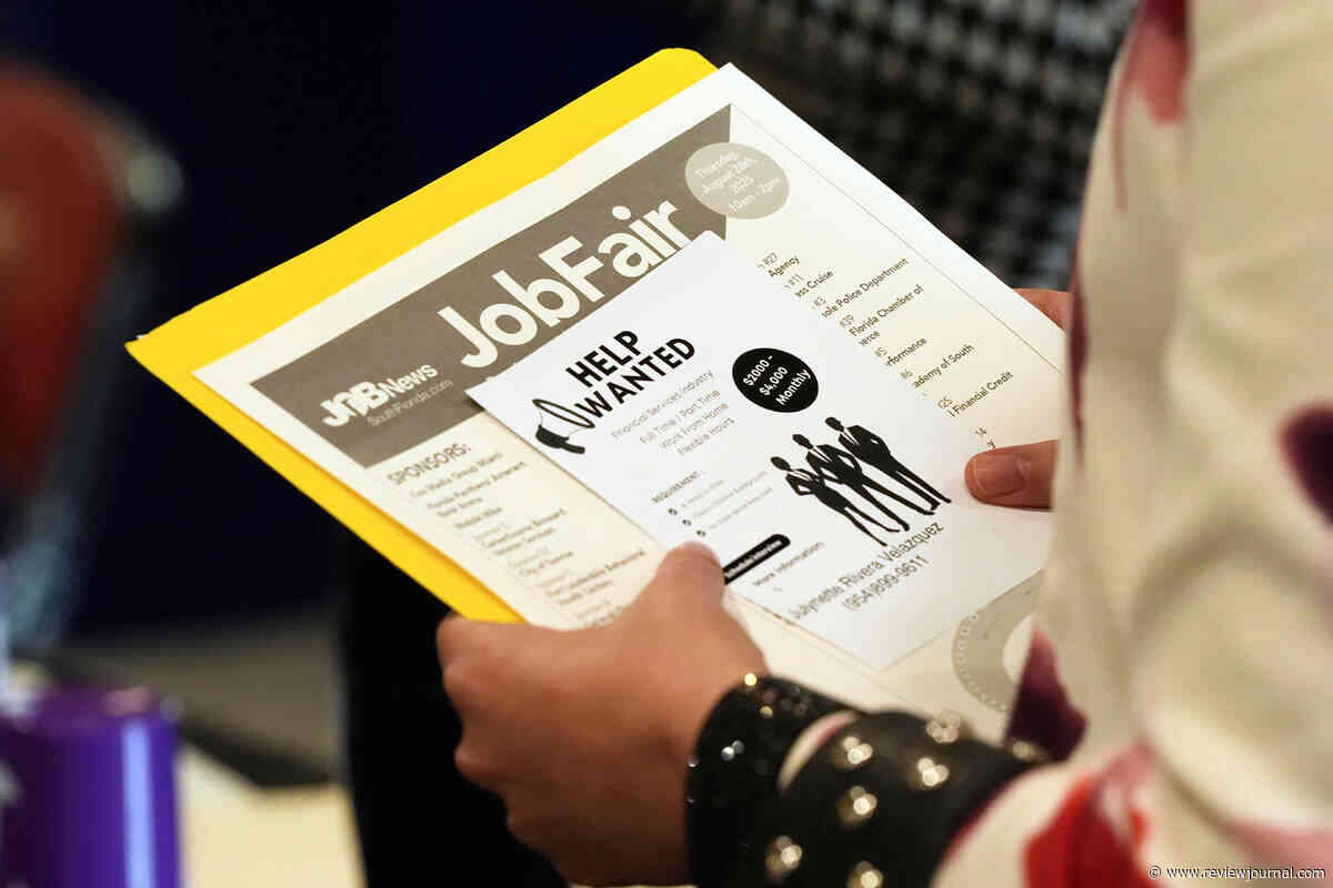 Employers added 172K jobs last month as US job market shows resilience despite Iran war