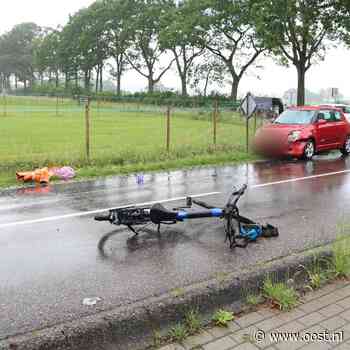 Fietsster aangereden en gewond in Hulsen