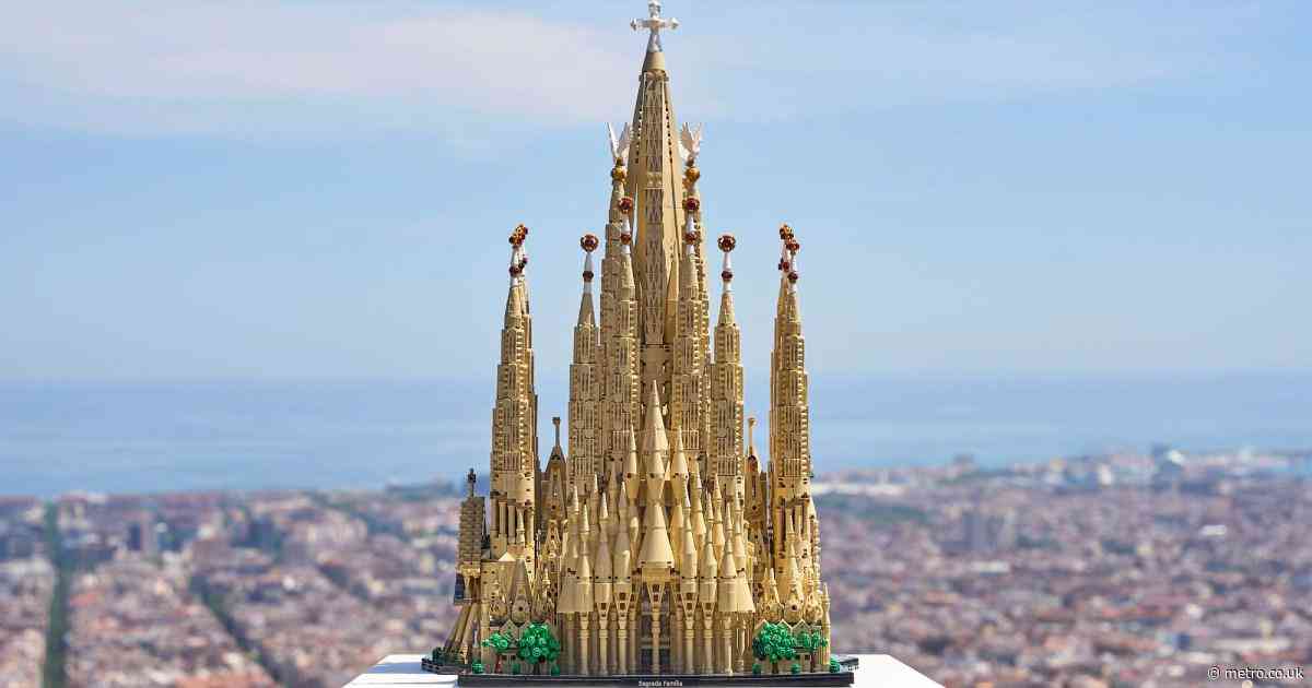 There’s a new record holder for the biggest ever Lego set and it’s a beauty