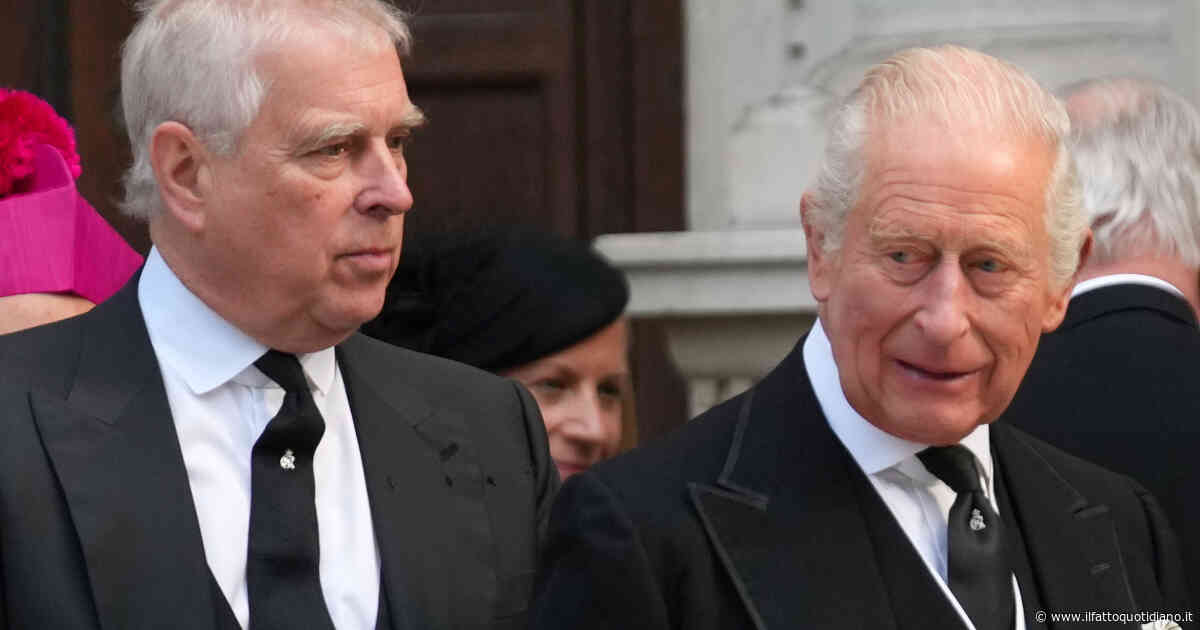 “L’ex principe Andrea pagava un ‘grano di pepe’ per vivere al Royal Lodge con 30 stanze e in più subaffittava 3 cottage incassando i canoni anche dopo esser stato cacciato”: il nuovo scandalo travolge Re Carlo