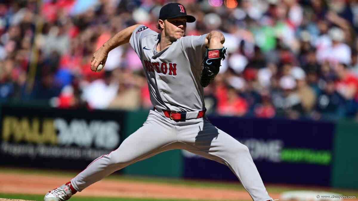 Free MLB picks, predictions for Friday: Red Sox vs. Yankees among expert's best bets