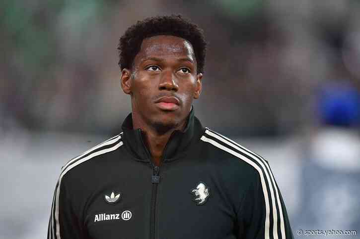 Lyon aim to benefit from Randal Kolo Muani’s move to Juventus to sign Jonathan David