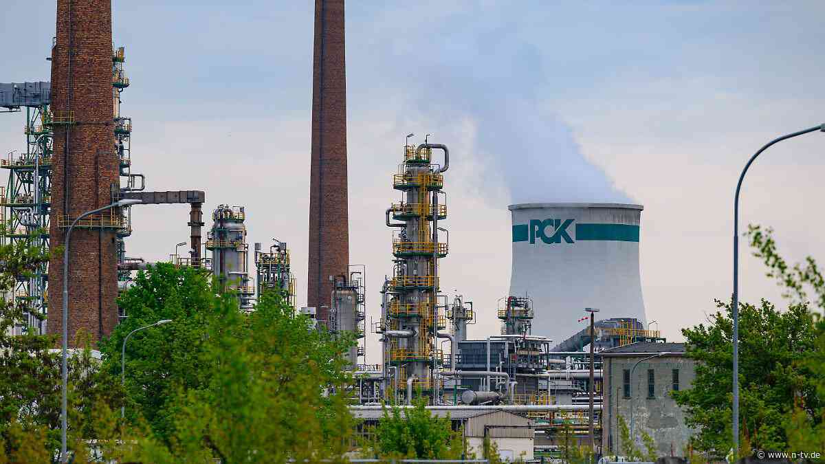Trotz internationaler Sorge: Wirtschaftsministerium erwartet keinen Mangel an Treibstoff