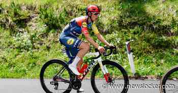 Lucinda Brand grijpt net naast ritzege in Giro d’Italia, roze Anna van der Breggen onderuit