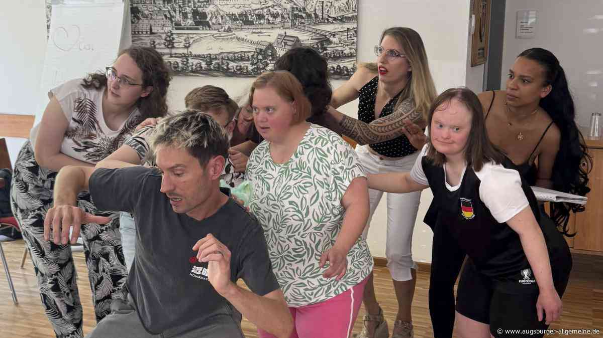 Wie Theatergruppen helfen können: „Viele haben Angst, offen über ihr Outing zu reden“