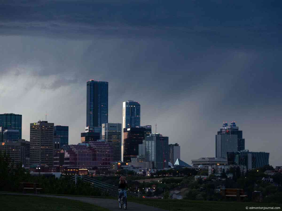 Edmonton weather: Severe thunderstorms could bring hail, heavy rain