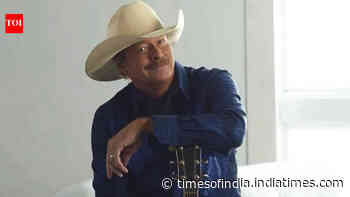 Country star Alan Jackson performs farewell concert