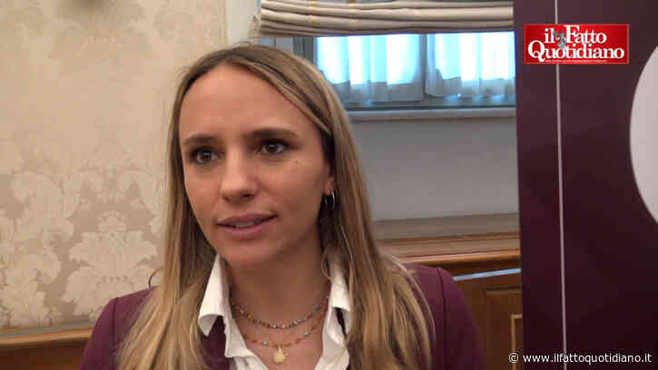 “Da Valditara a Bongiorno, sulla violenza di genere non troveremo alleati nella destra”: al via la campagna “Libere anche qui” sul consenso digitale