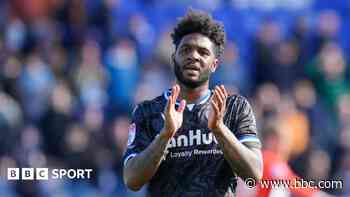 Harrison signs new Bristol Rovers deal