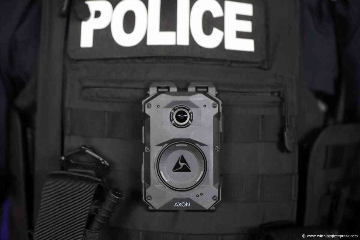 Winnipeg police to launch body camera program next week