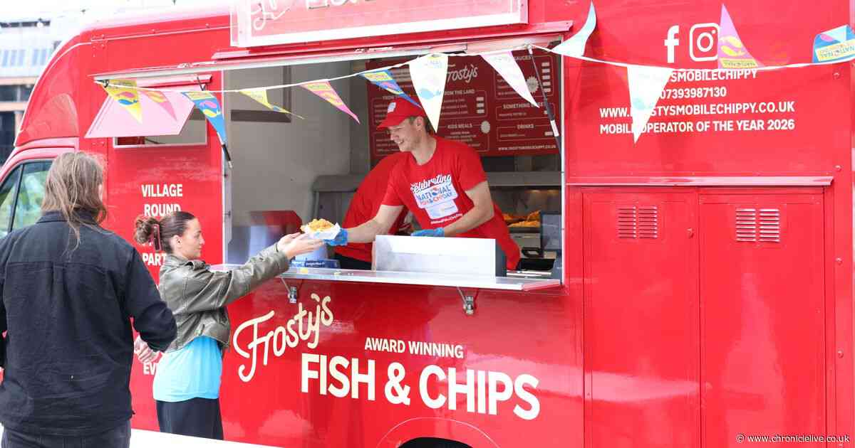 Hundreds queue for free fish and chips on Quayside from van rated a 'UK best'