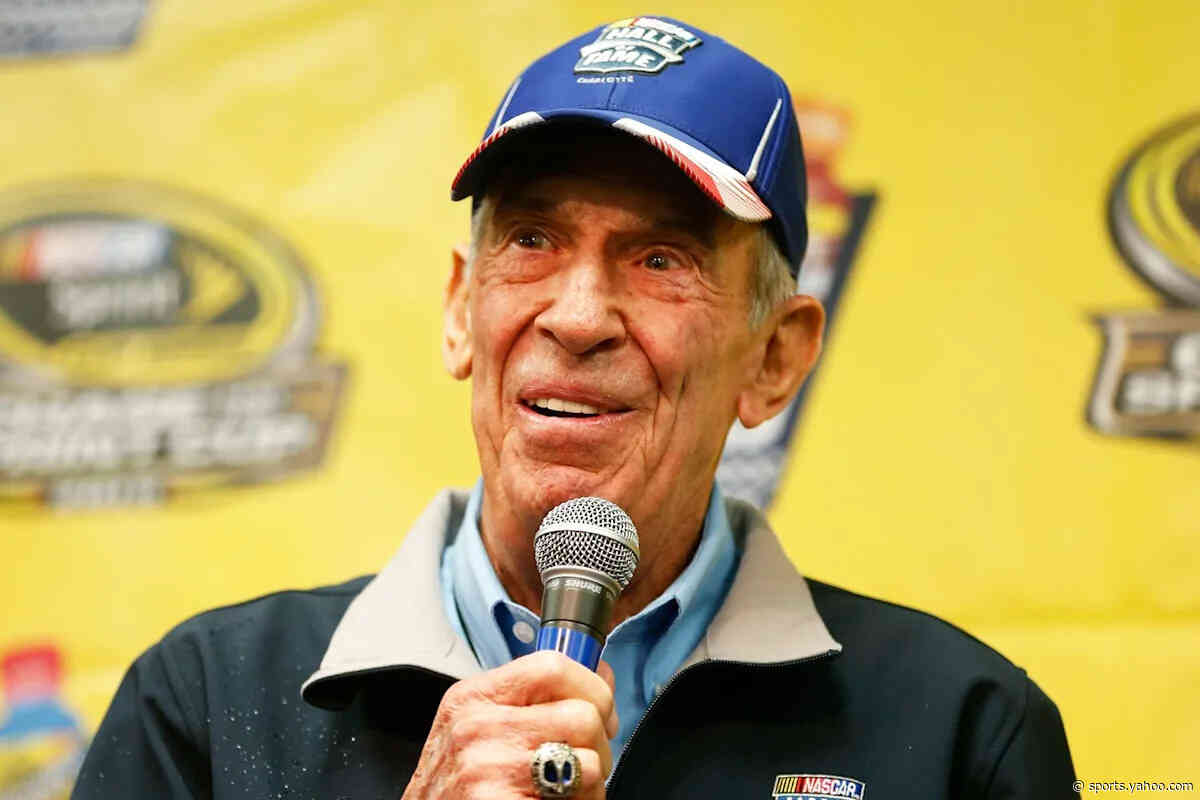 Ned Jarrett, NASCAR Hall of Famer, Dies at 93