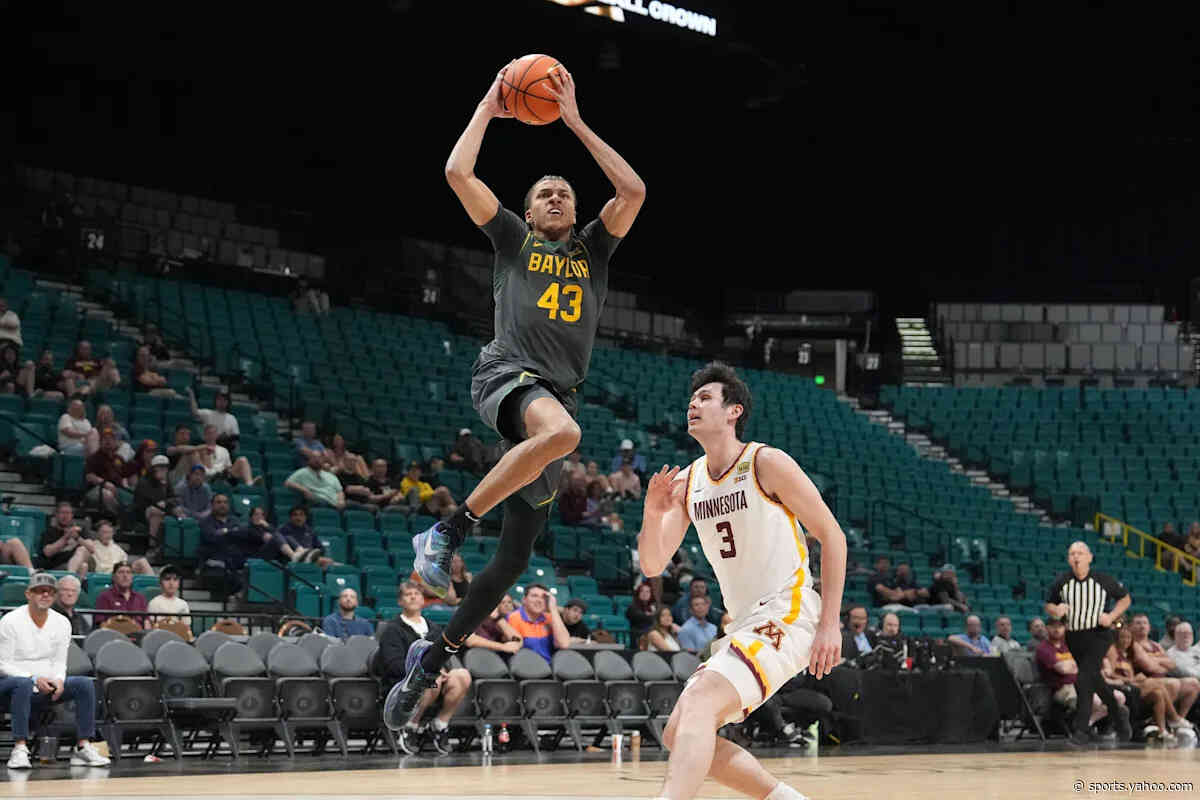 Cameron Carr has everything you want in a modern shooting guard