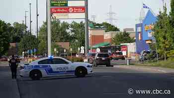 3 teens charged after fatal stabbing inside Montréal-Nord Walmart store