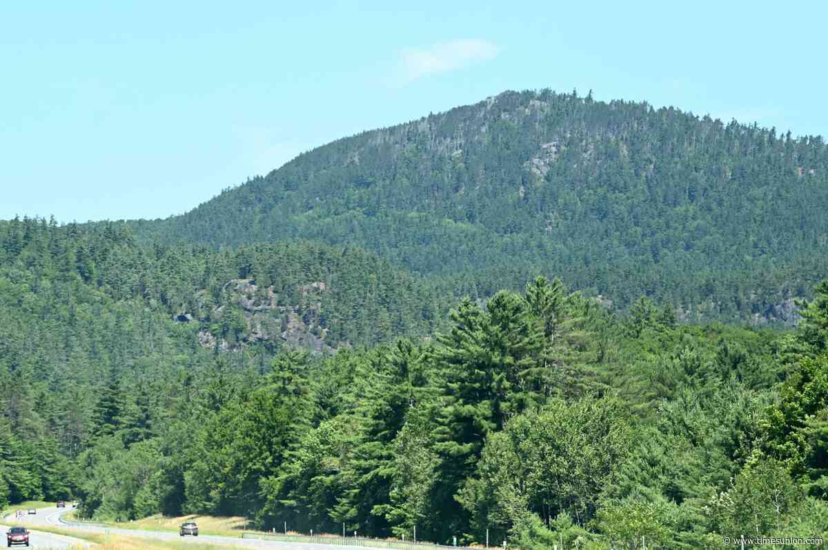 Forest Rangers rescue Adirondacks hiker with knee injury