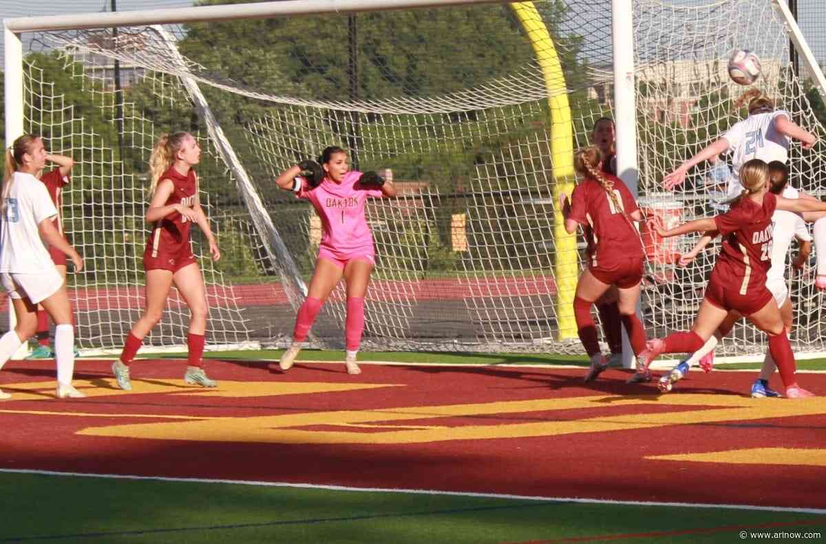 Yorktown gets plenty of shots but only one goal in region soccer final