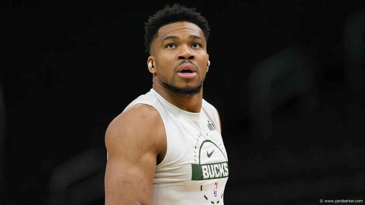 Giannis Antetokounmpo spotted in Miami amid trade rumors