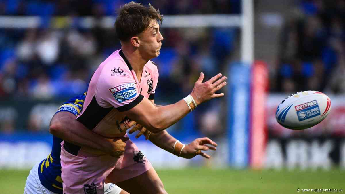 Warrington Wolves vs Hull FC LIVE second half action from Halliwell Jones Stadium