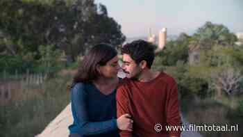Recensie 'A Sad and Beautiful World': vluchten of vechten voor je relatie in een stad onder vuur?