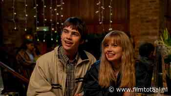 Recensie 'Finding Emily': voor liefhebbers van Britse romkoms een welkome terugkeer van het genre