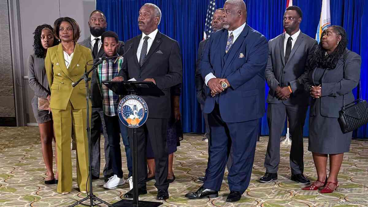 Demings suspends his campaign for Florida governor