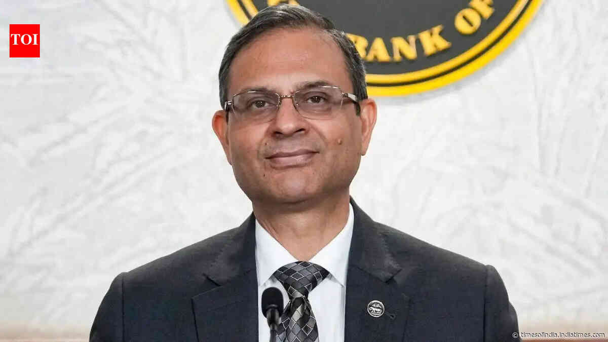 GDP rose 7.7% in FY26, 7.8% in Q4; RBI trims this year's projection to 6.6%