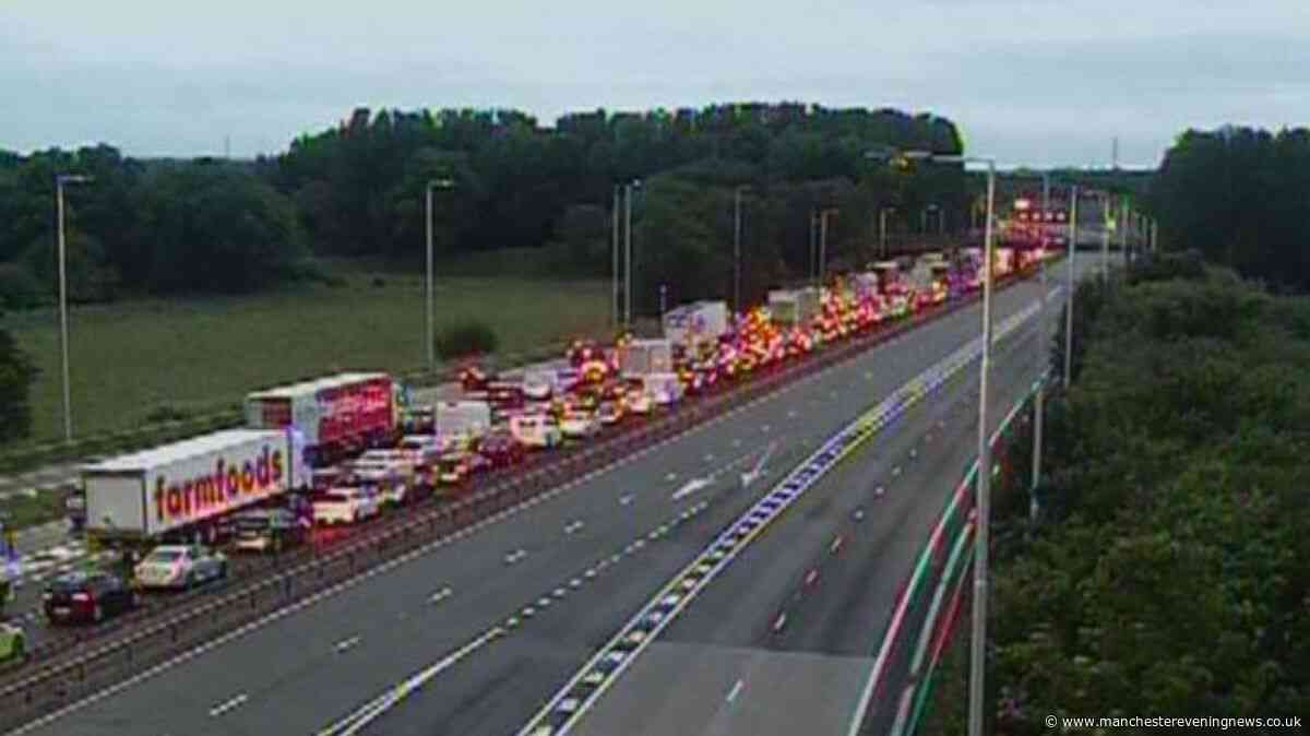 M62 updates RECAP as crash sees two lanes closed near Eccles - latest updates