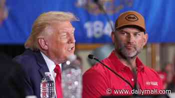 Diehard NFL fan Donald Trump fails to recognize Hall of Famer at Wisconsin event: 'I don't know who he is'