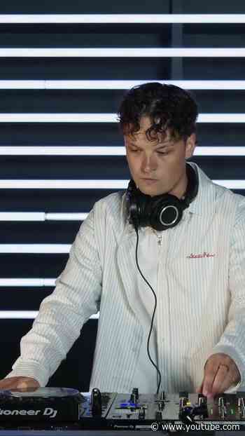 MPH breaks down his viral transition 🎧 #fredagain #joyanonymous
