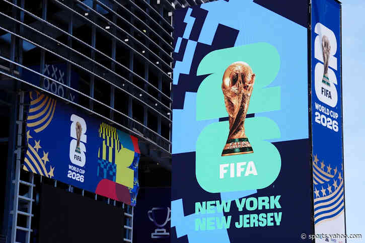 FIFA reverses course again, will permit fans to take 1 water bottle each to World Cup games in the U.S., Canada