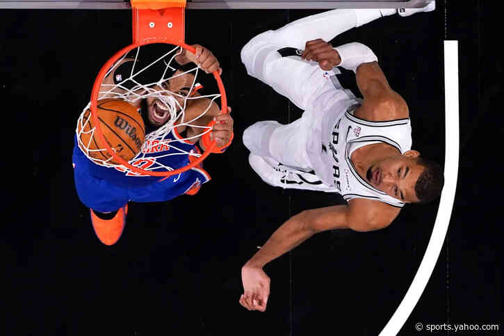 'Wemby is in shock.' Inside the NBA crew has blunt analysis at Knicks vs. Spurs halftime