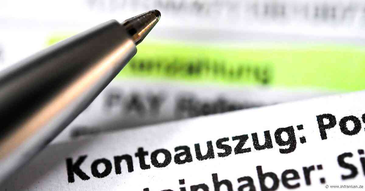 Jeder vierte Bankkunde zahlt über 100 Euro fürs Girokonto