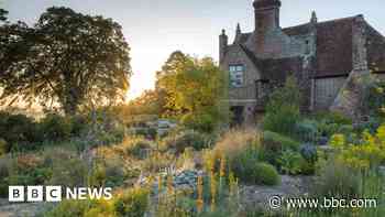 Greece-inspired garden completed after 91 years