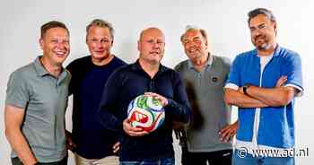 Voetbalpodcast | ‘Om deze reden appen sommige trainers me nooit, maar bellen ze alleen maar’
