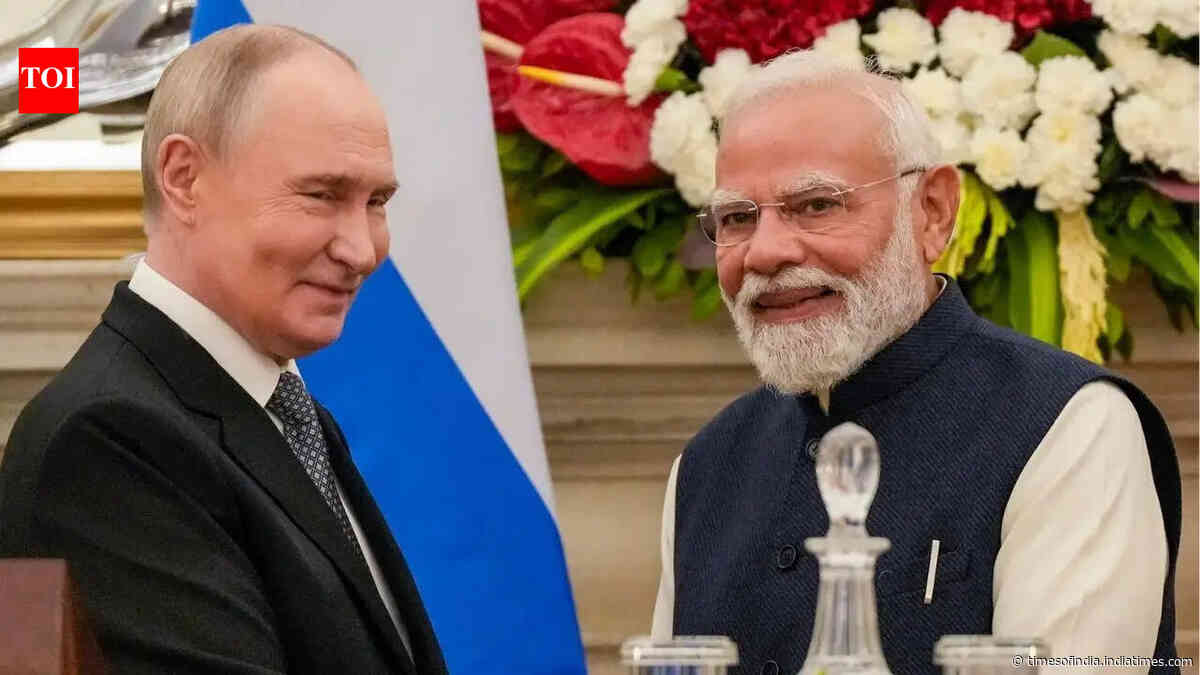 'Any sanctions threat would boomerang': Putin hails India's stance against foreign diktats