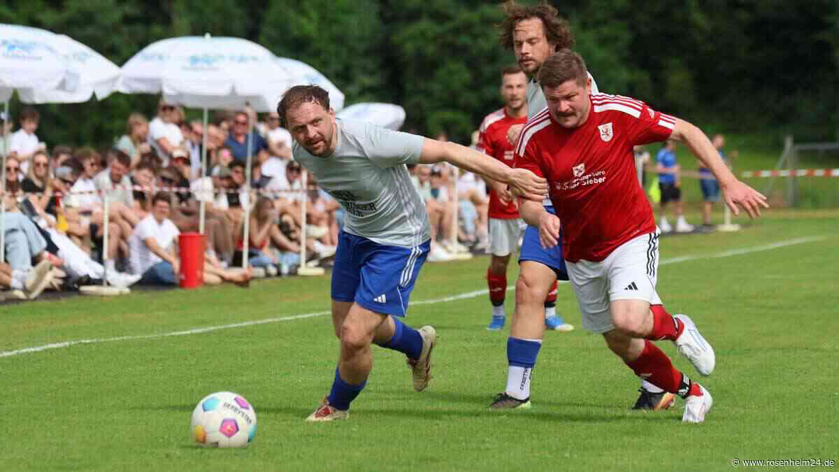 Erst verkehrte Welt bei Surberg gegen Inzell/Weißbach – am Ende prägen die Trainer den Abend