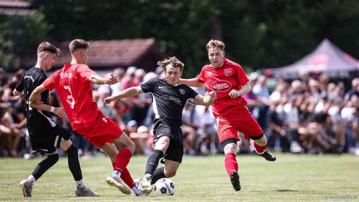 „Alle sind heiß drauf“: Steingaden führt 2:1 gegen Apfeldorf/Kinsau, doch beide Teams wollen offensiv spielen